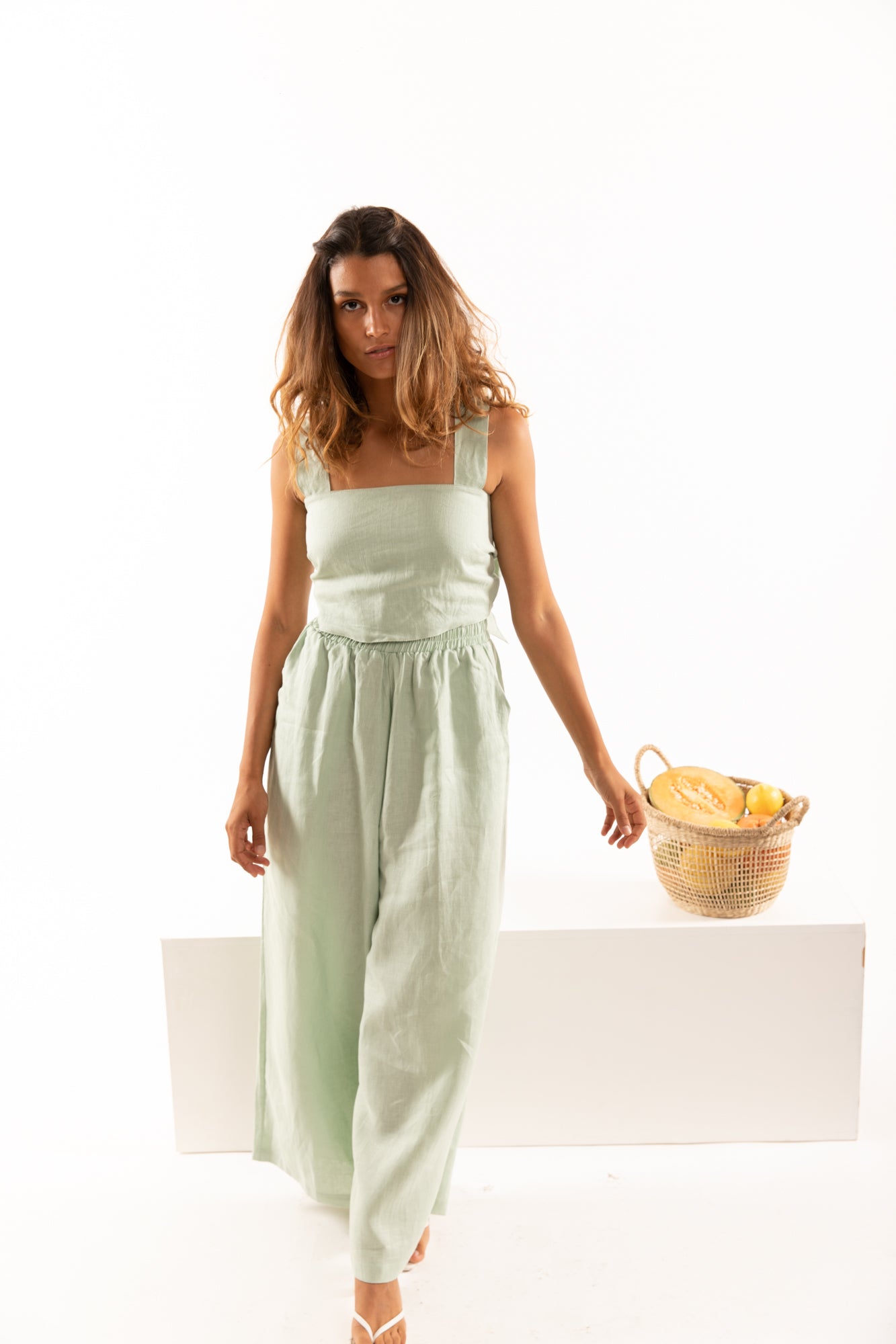 The Zephyr Linen Pants in Lime